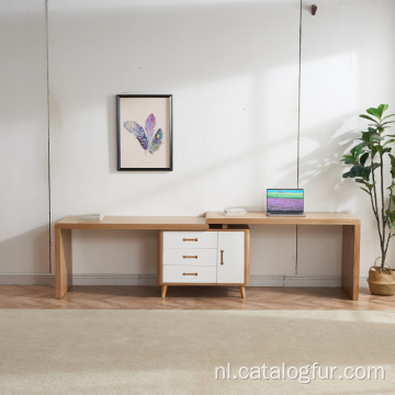 Eenvoudige houten kantoortafel met lade, studeerkamer, desktopcomputerbureau